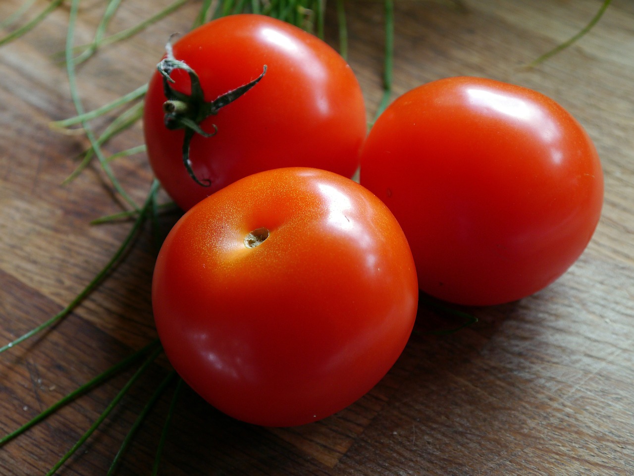 tomato-498721_1280